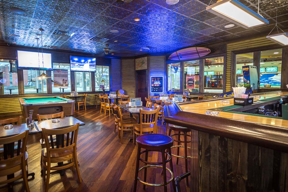 More Castawayz Bar